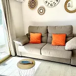 Apartbeach Internacional Y Vistas Playa 캠브릴스