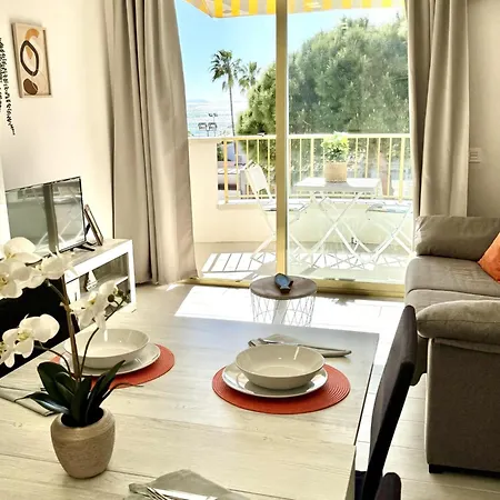 Apartbeach Internacional Y Vistas Playa شقة كامبريلس